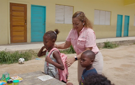 MuyOno Resorts donates school supplies to local Belize School philanthropy initiative San Pedro Ambergris Caye
